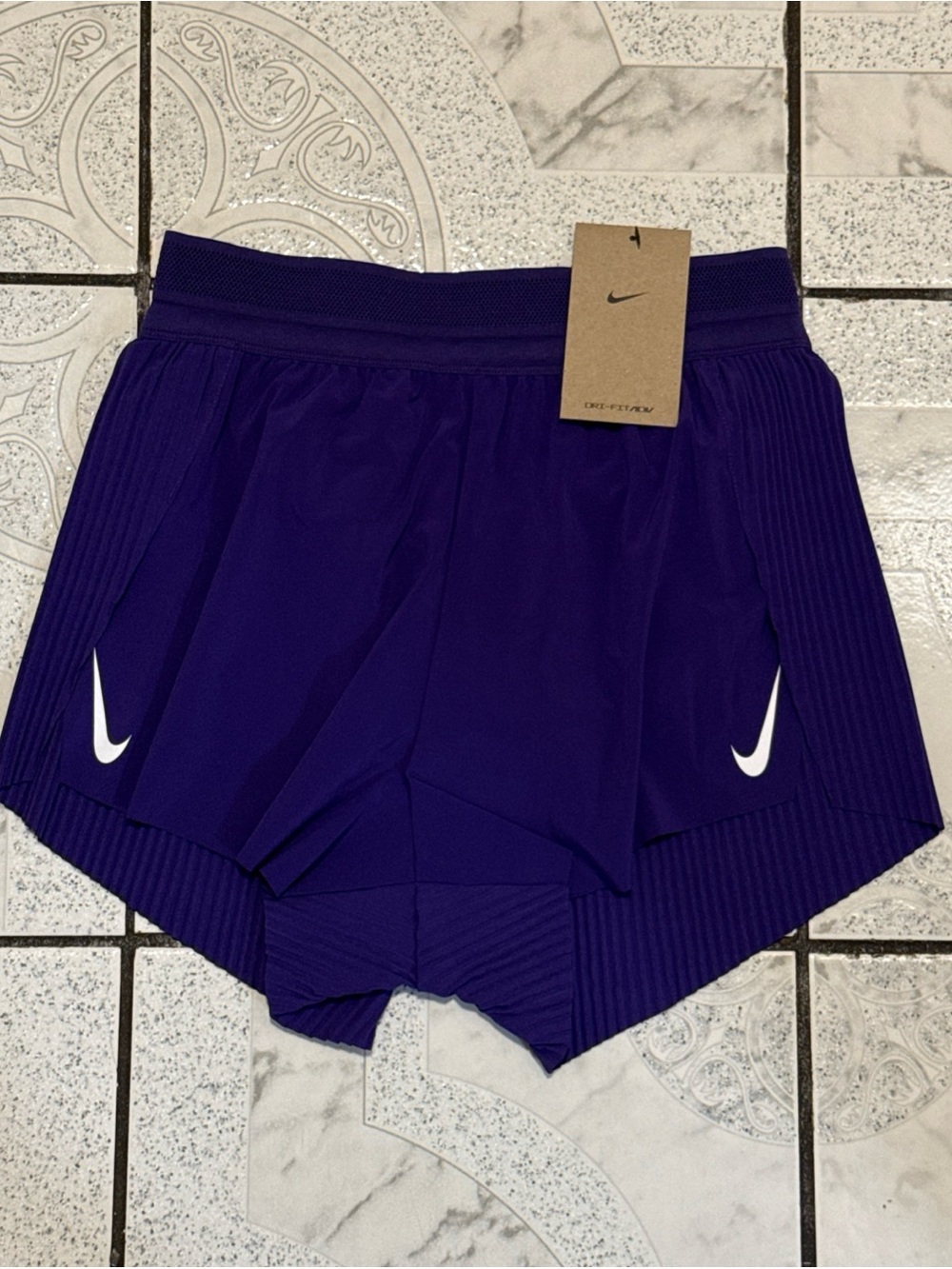 New Nike AeroSwift Dri-FIT ADV 3” Brief Running Shorts Womens Size XS FN2328-547